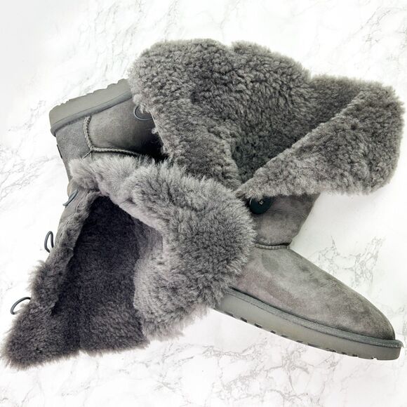 UGG Bailey Button Triplet II Tall Boots (7.5) in Gray Sheepskin Fur Cozy Shoes - Picture 6 of 13